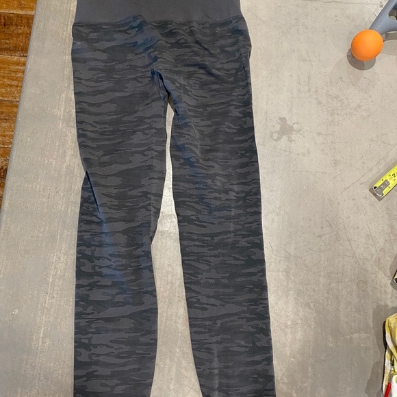 Love your ASSETS slimming leggings! NWOT😃in camo - Picture 5 of 7